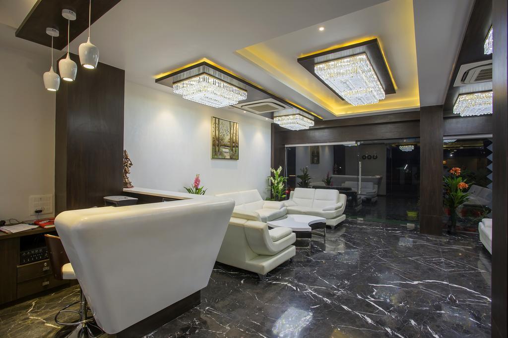 Ravi Residency Hotel Morbi Exterior photo